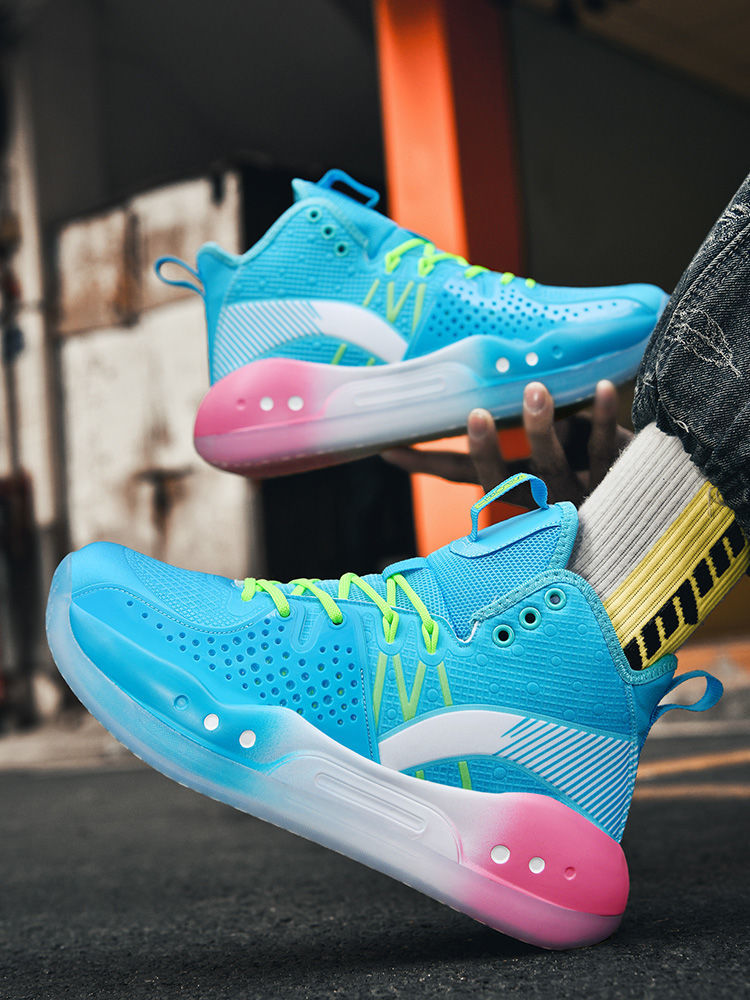 Basketball Sneaker 18