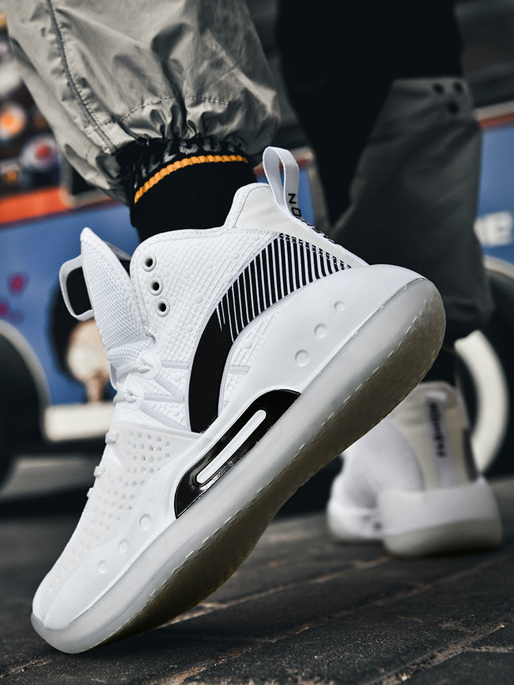 Basketball Sneaker 14